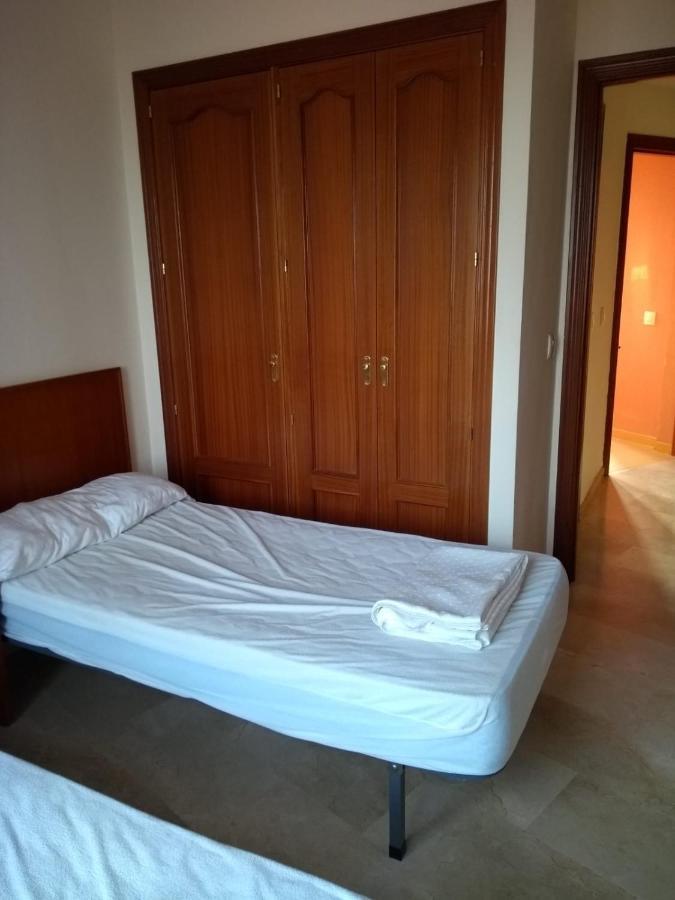 Apartamentos Don Juan Манилва Екстериор снимка